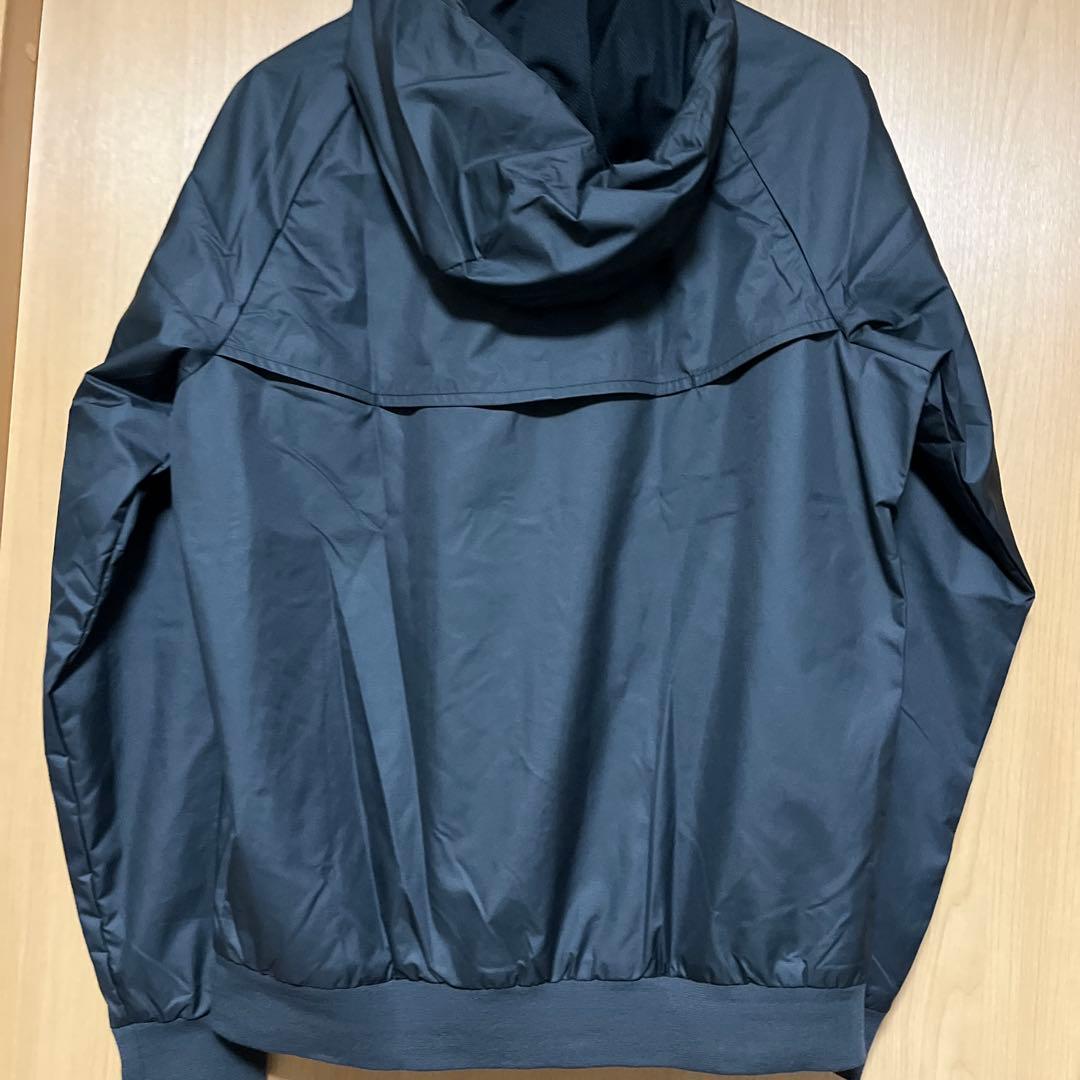 NIKE ナイキ　ウインドランナー　BLACK スポーツウェア　XLサイズ
