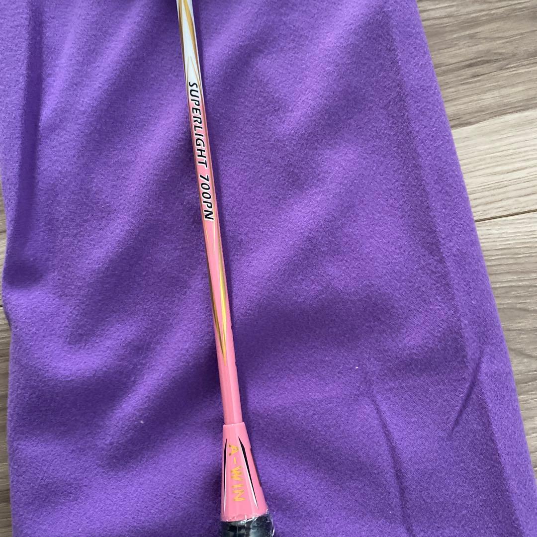 バドミントンラケット SUPERLIGHT 100DN