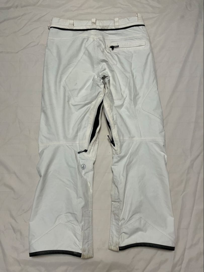 VOLCOM GORE-TEX ホワイト スノーボードパンツ　Mサイズ