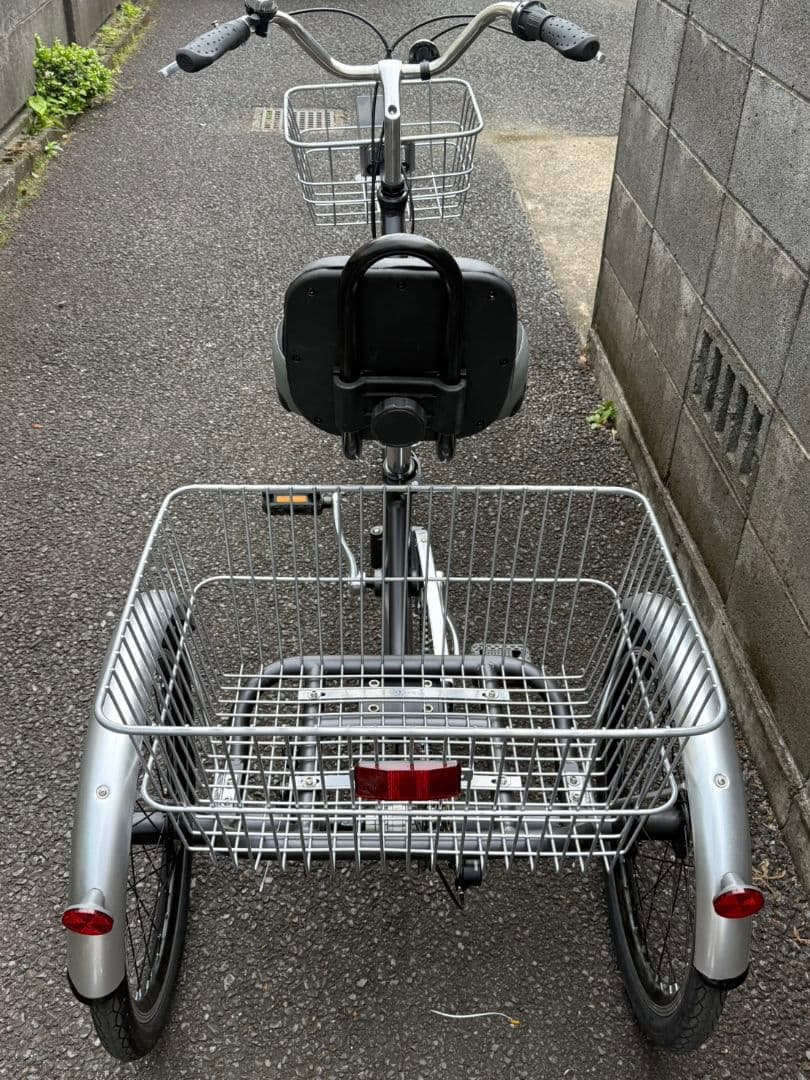 大人用　三輪自転車　グレー超美品！