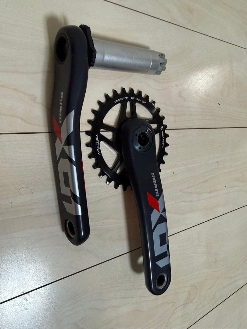 パーツ SRAM X01 crank w/ woolftooth chain