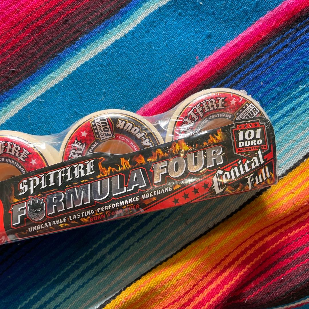 Spitfireフォーマル4コニカルフルウィール 58mm101a定価9,130