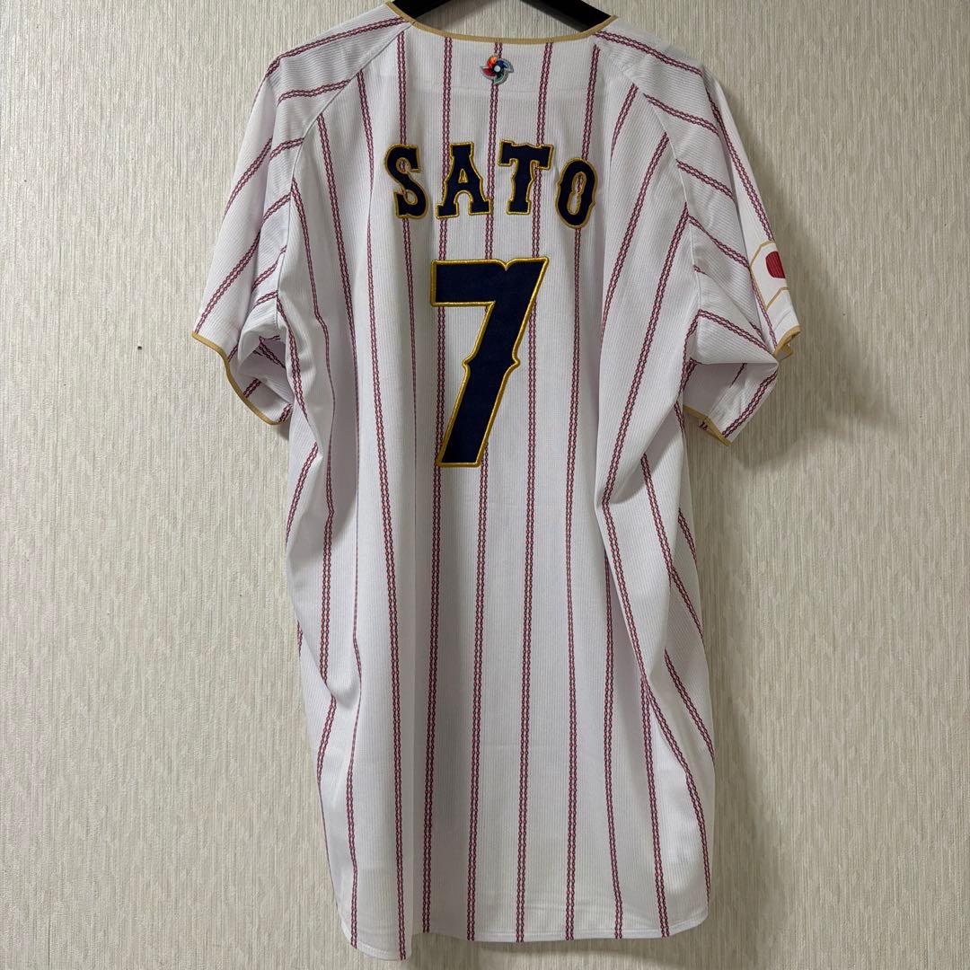 ＷＢＣ　佐藤輝ホームユニフォーム　Ｏ