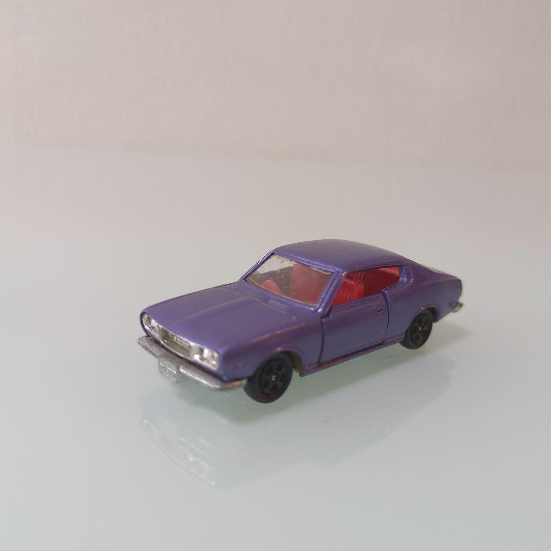 黒箱 トミカ 日産ブルーバードU 1800SSS-E 色指定箱