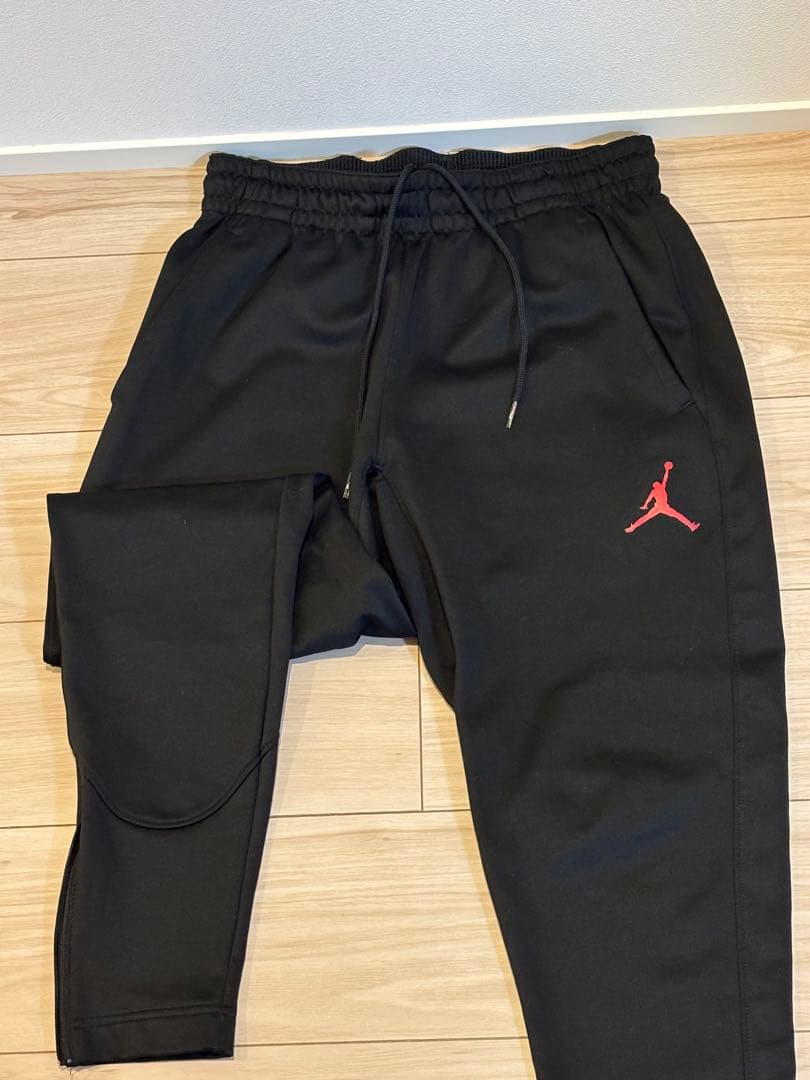 Jordan ブラック ジャケットとパンツ セット