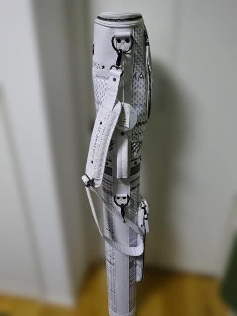 新品!!(定価64900)マークアンドロナ・ゴルフバッグ クラブケース
