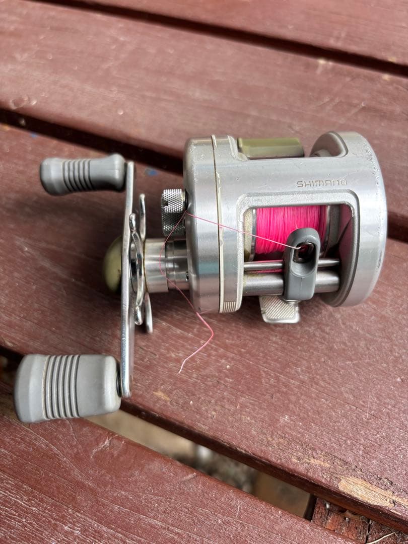 SHIMANO Calcutta 200 ベイトリール シルバー