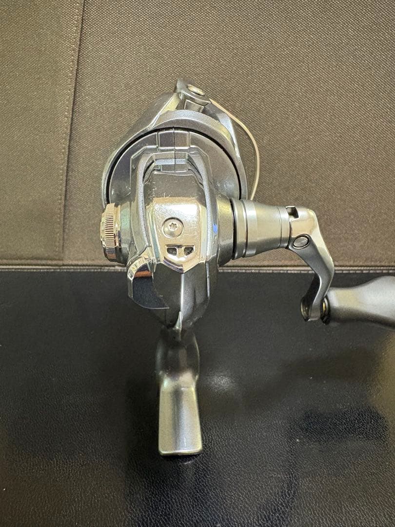 美品⭐︎SHIMANO ULTEGRA C2000HGS-B⭐︎リール