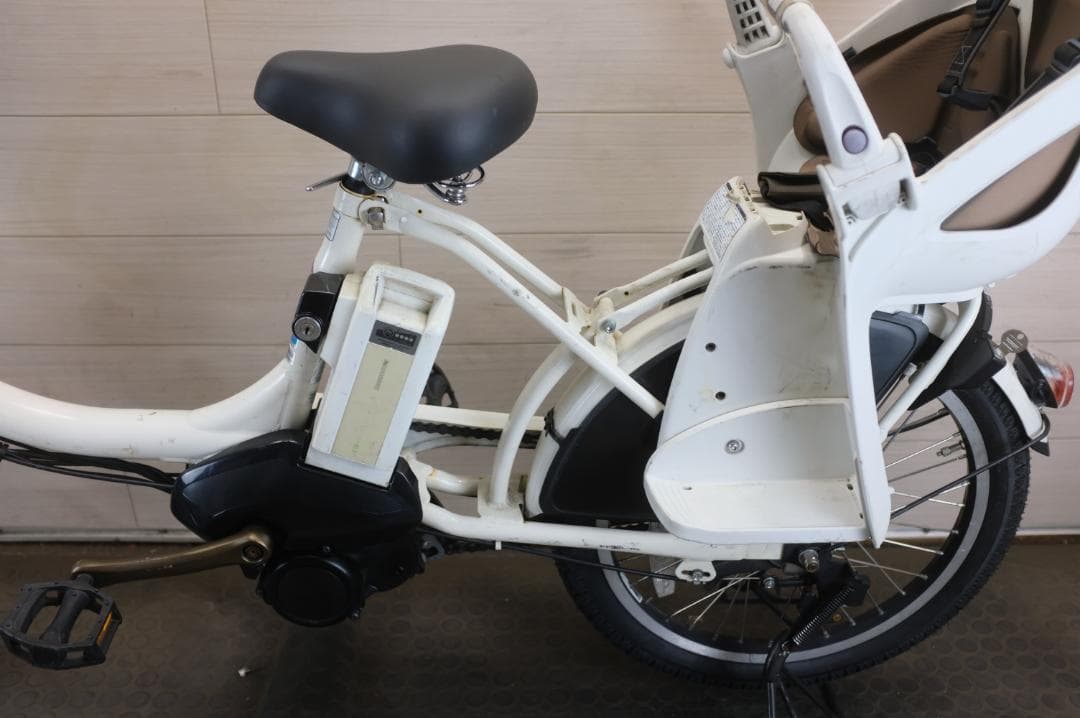 新品タイヤ！BS BIKKE　 20インチ　3段　8.7Ah（4点灯）充電器あり