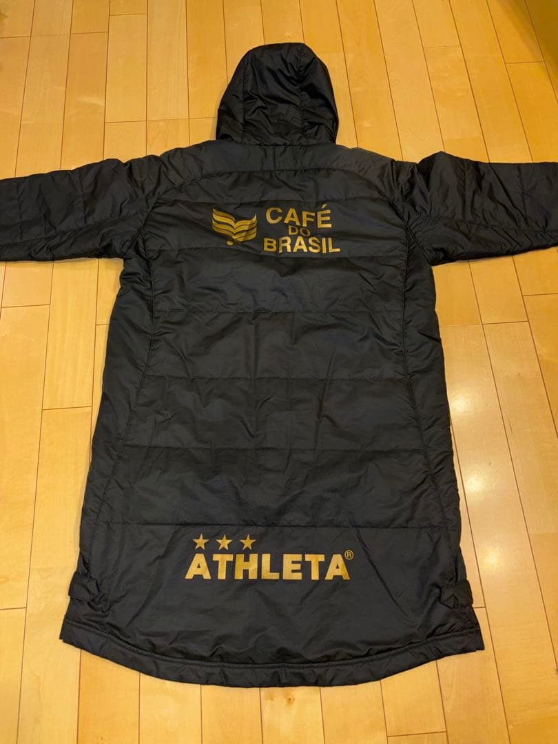 ATHLETA ベンチコート 黒 フード付き