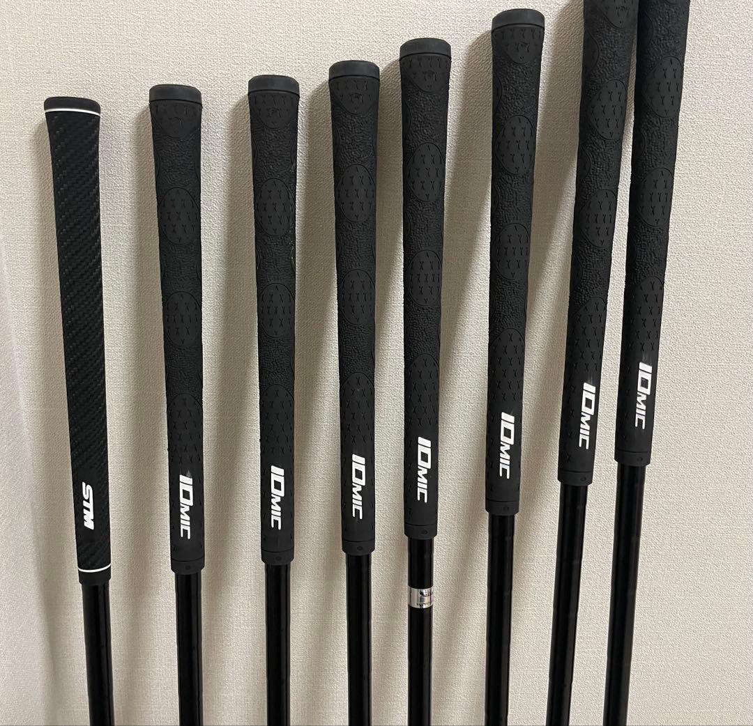 希少美品限定版　 タイトリストT200 Black 8本セット！
