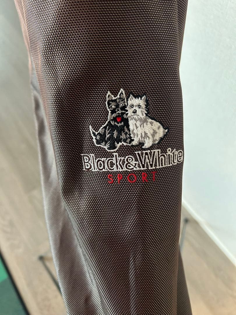 【美品】Black&White ゴルフバッグ スタンド式