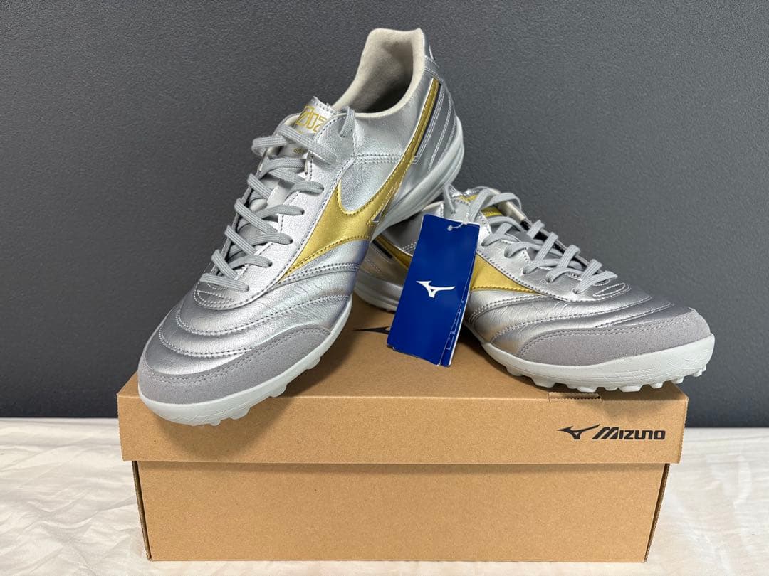 Mizuno サッカーシューズ シルバー/ゴールド 新品未使用タグ付き