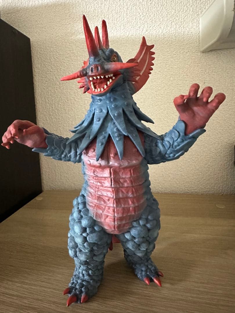 ウルトラ大怪獣シリーズ5000EX 黒雲超獣 レッドジャック　箱付き