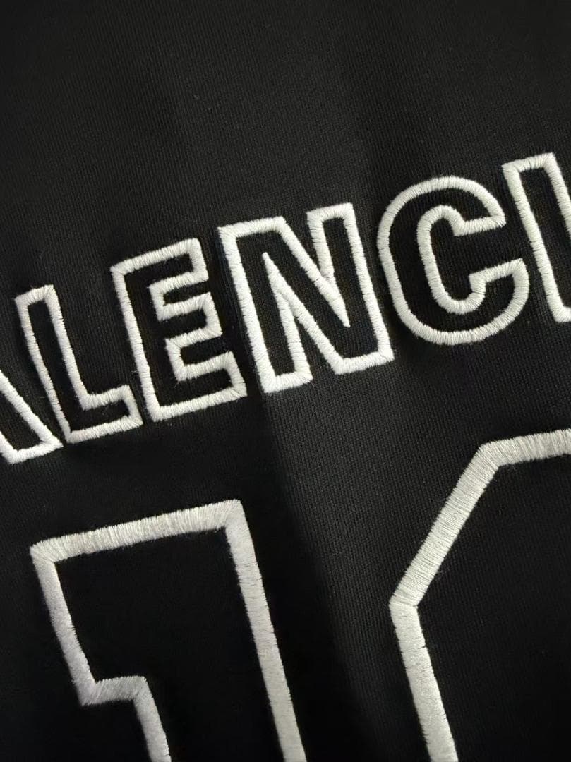 BALENClAGA×NBA26SSCOLLABORTIONオーバーサイズシャツ