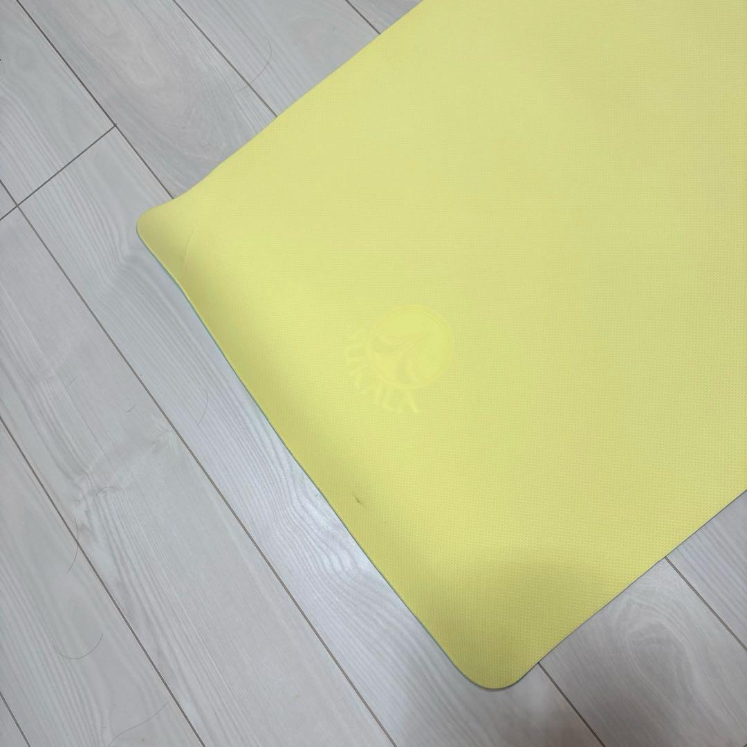 SUKALA リバーシブルヨガマット4mm レモンライム×アクア ケース付