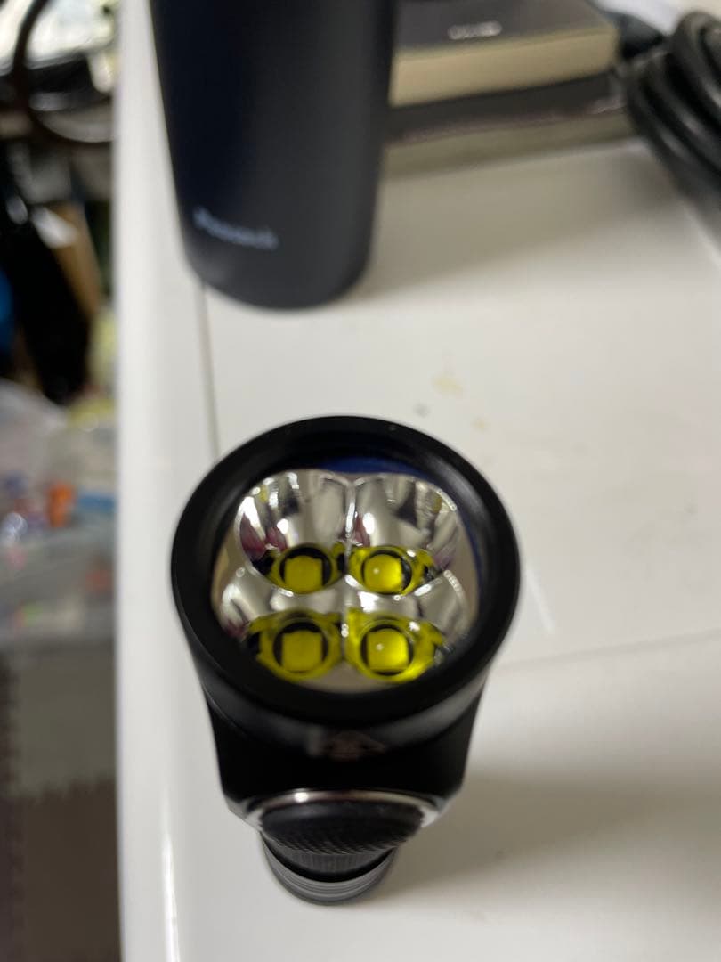 ■ NITECORE(ナイトコア)E4K 4×CREE XP-L2 4400lm