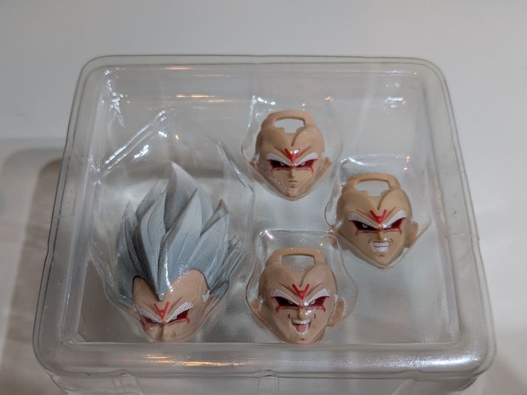 RE001 ドラゴンボール　カスタムヘッドパーツ　コート