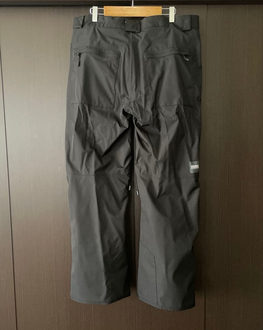 【新品】HOLIDAY OUTERWEAR 韓国　スノボー　パンツ　男女兼用