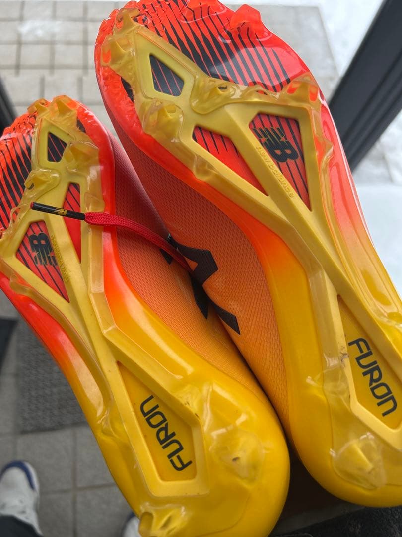 New Balance Furon サッカーシューズ