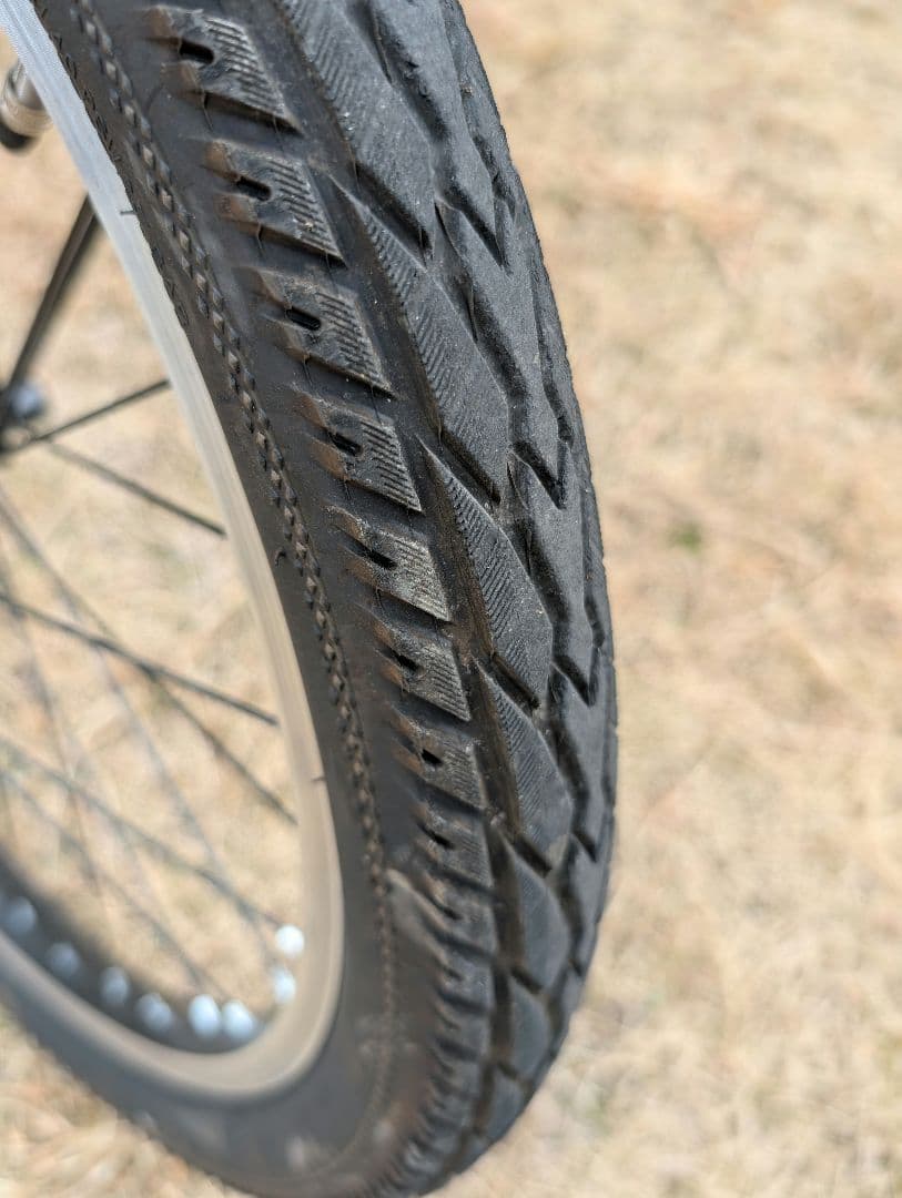 ピタゴラ【 あさひ 】ドライドBEAT 22インチ自転車　男の子