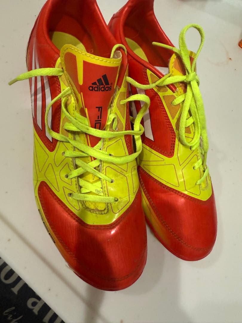 adidas F10 サッカーシューズ イエロー/オレンジ