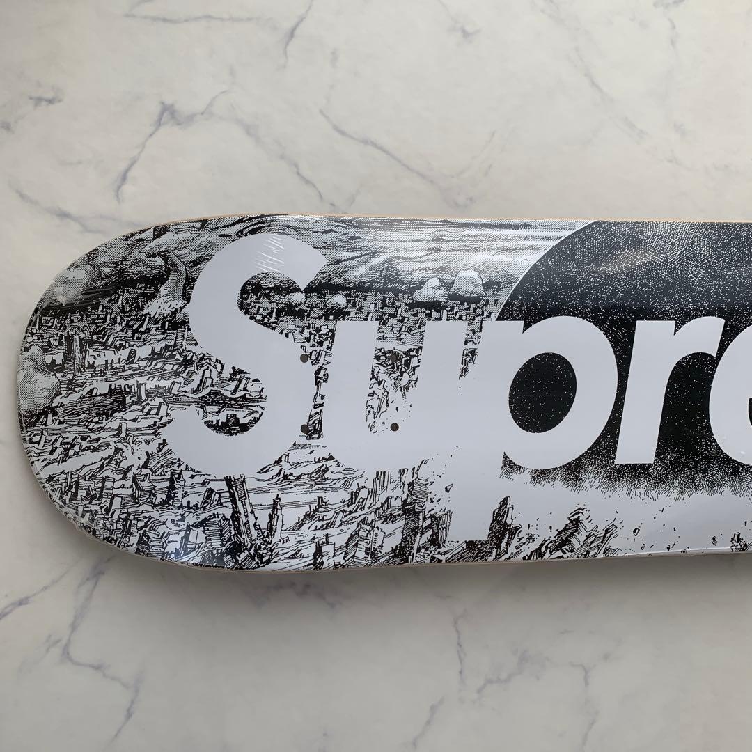 Supreme Akiraスケートボード シュプリーム