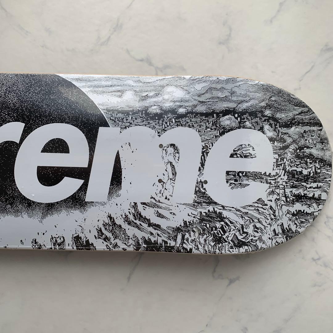 Supreme Akiraスケートボード シュプリーム