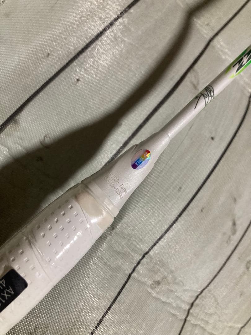 YONEX アストロクス100ZZ VA 4UG5
