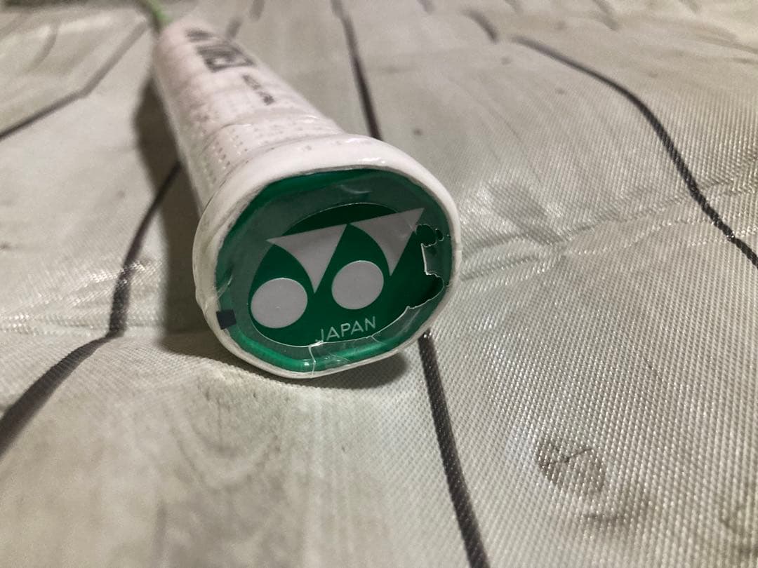YONEX アストロクス100ZZ VA 4UG5