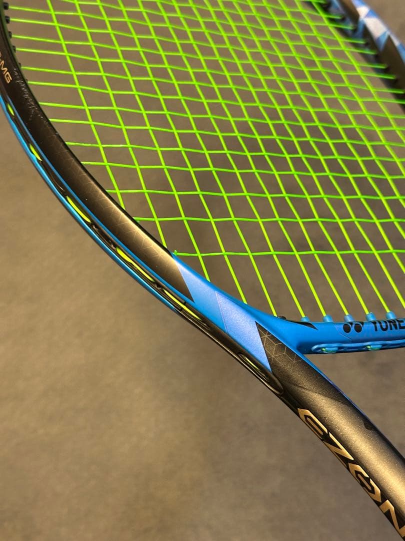 【美品】YONEX EZONE100 G1