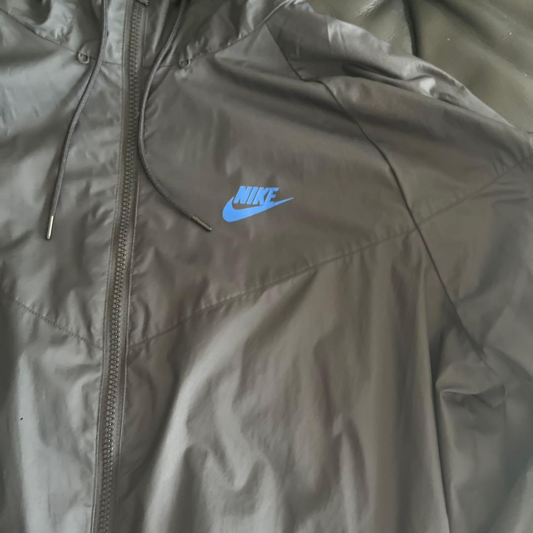Nike アトモス　ナイロンパーカー、パンツ上下 Lサイズ　メチャクチャカッコイ