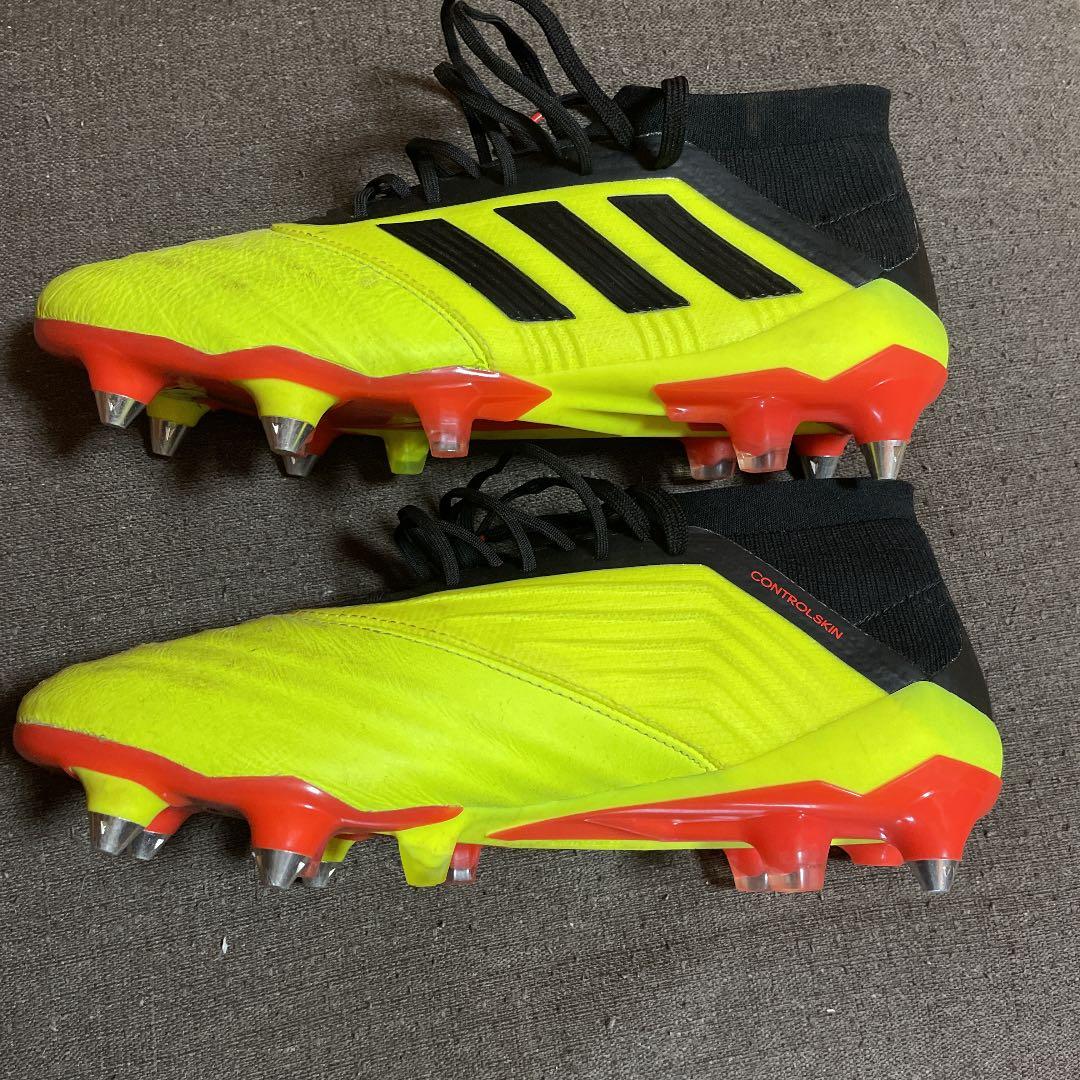 サッカースパイク アディダス　25.5 sg