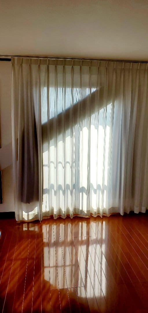ホワイトレースカーテン 220cm１組