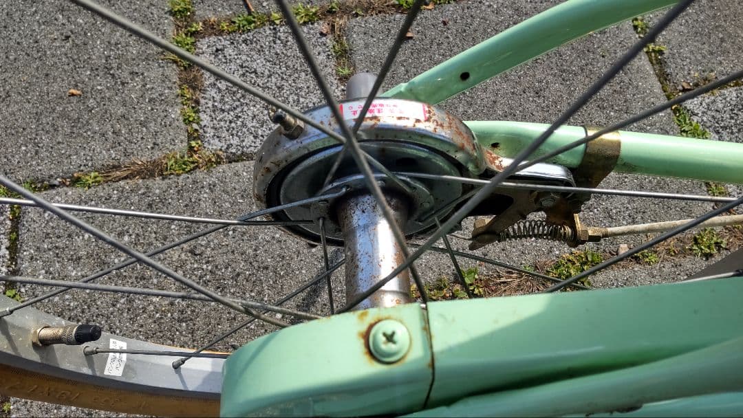 《広島県》 あさひ 自転車18インチ 補助輪・カギ・プロテクター・ヘルメット付き