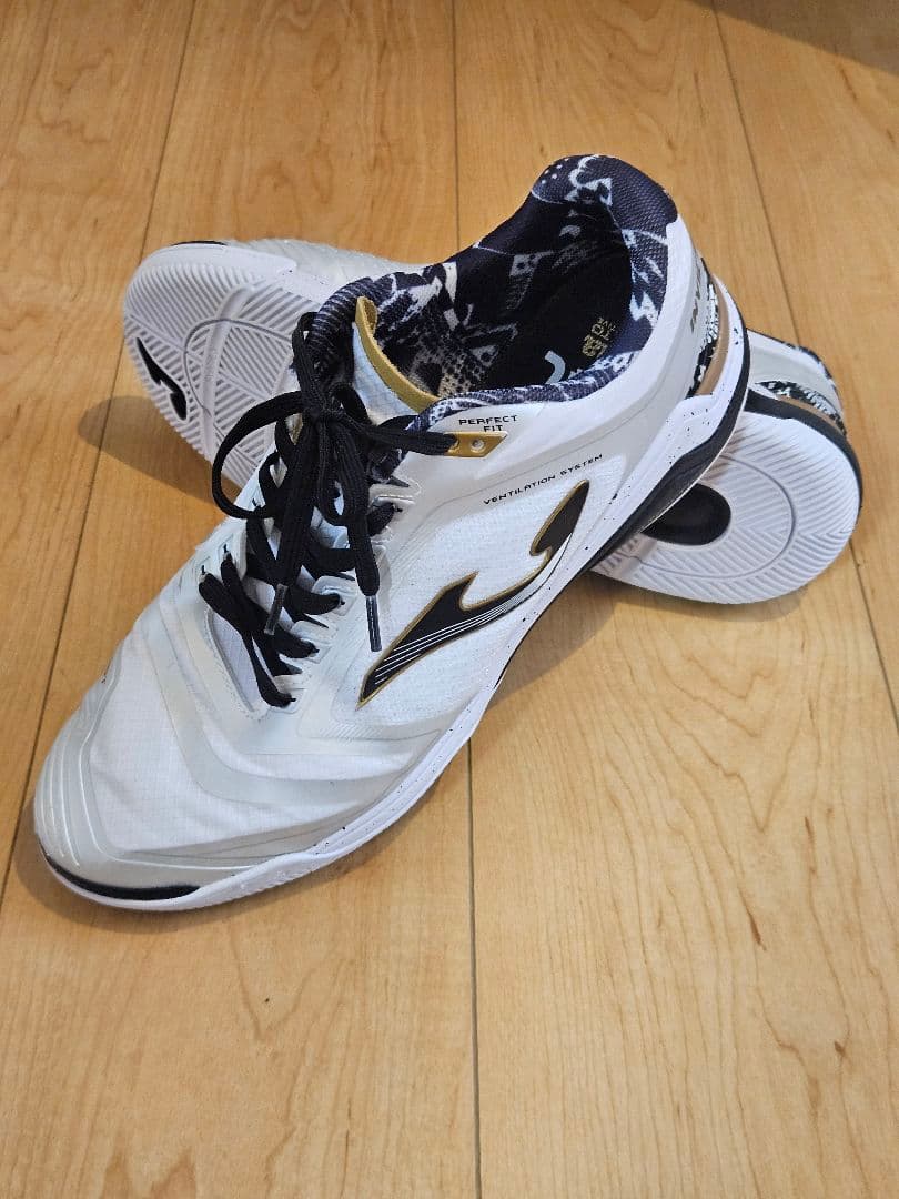 ホマ　Joma　フットサルシューズ　 Invicto インヴィクト　27.5㎝