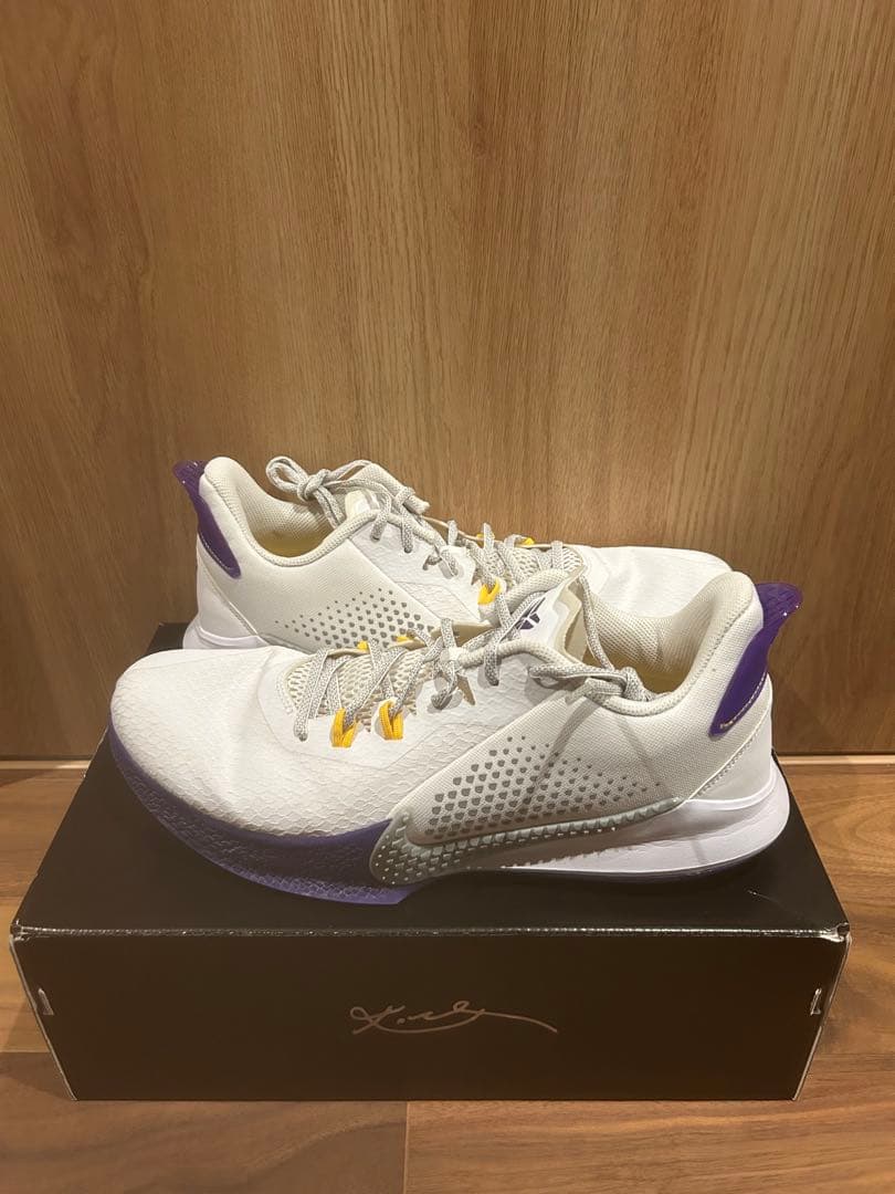 シューズ(男性用) NIKE MAMBA FURY