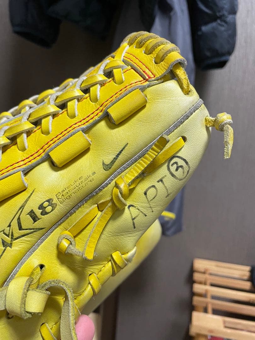 ナイキ　グローブ　軟式　投手