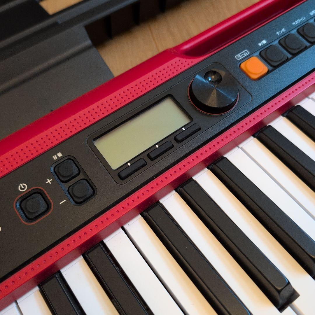 CASIO CT-S200 レッド ポータブルキーボード ※裏面電池カバー無し