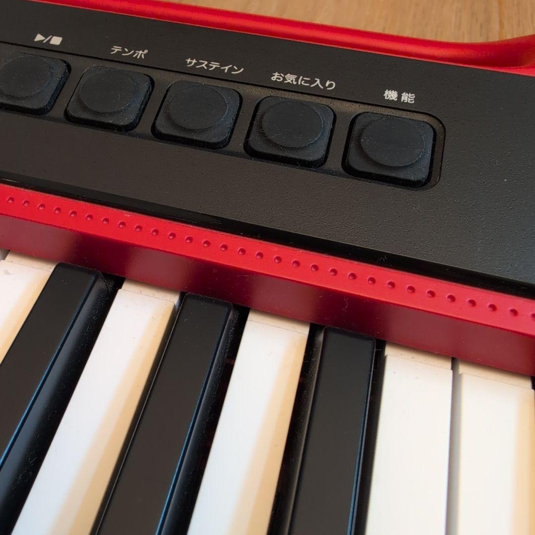 CASIO CT-S200 レッド ポータブルキーボード ※裏面電池カバー無し