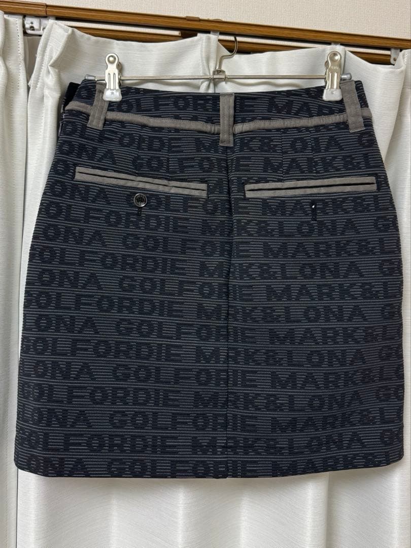 美品！MARK & LONA レディーススカート 36サイズ