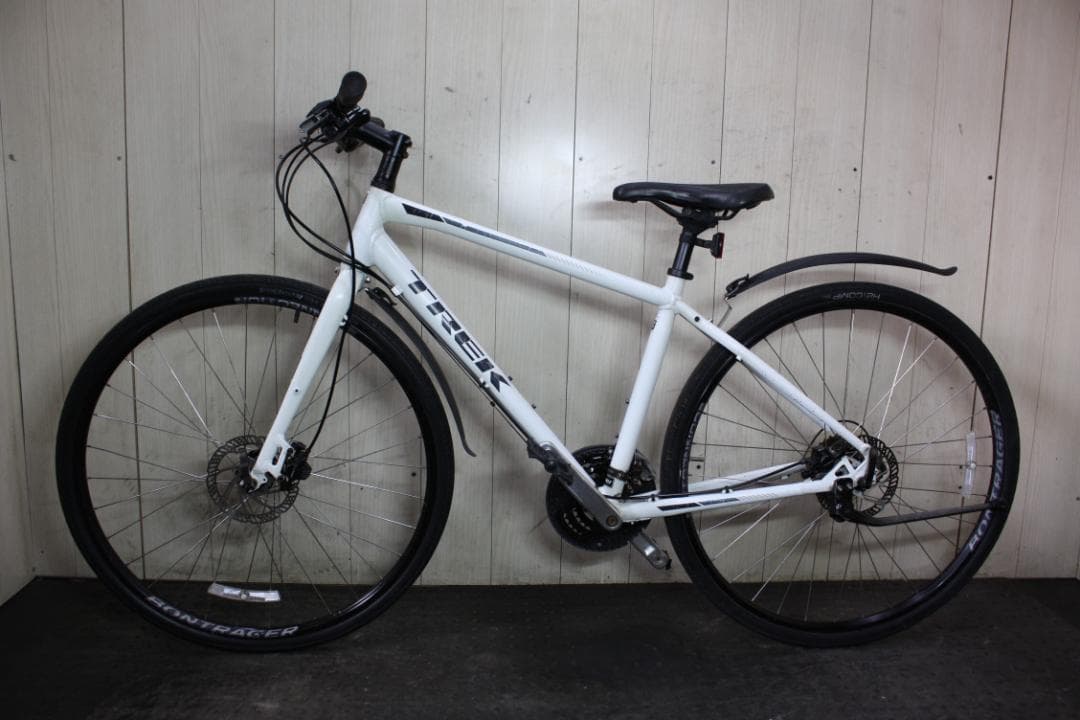 TREK FX2 700C アルミ 24速 440mm 油圧式クロスバイク