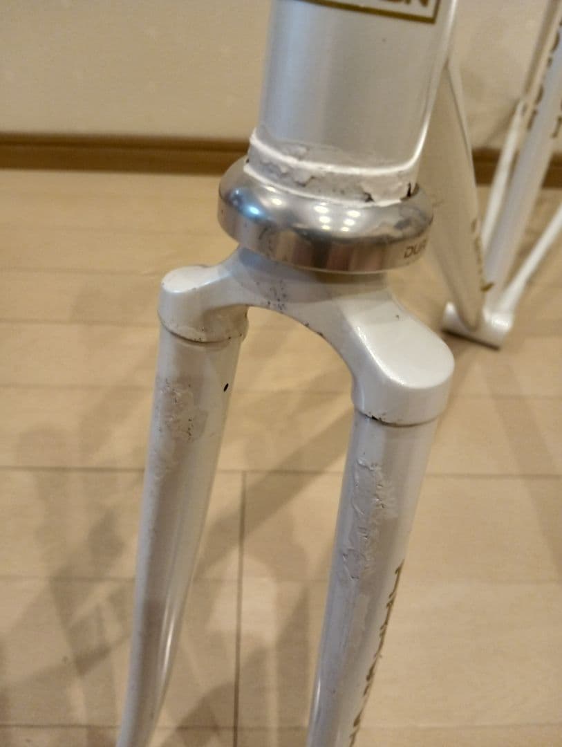 PELOTON　ホワイト　ピストフレーム