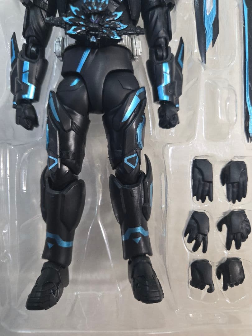 S.H.Figuarts 仮面ライダー Xギーツ　クロスギーツ