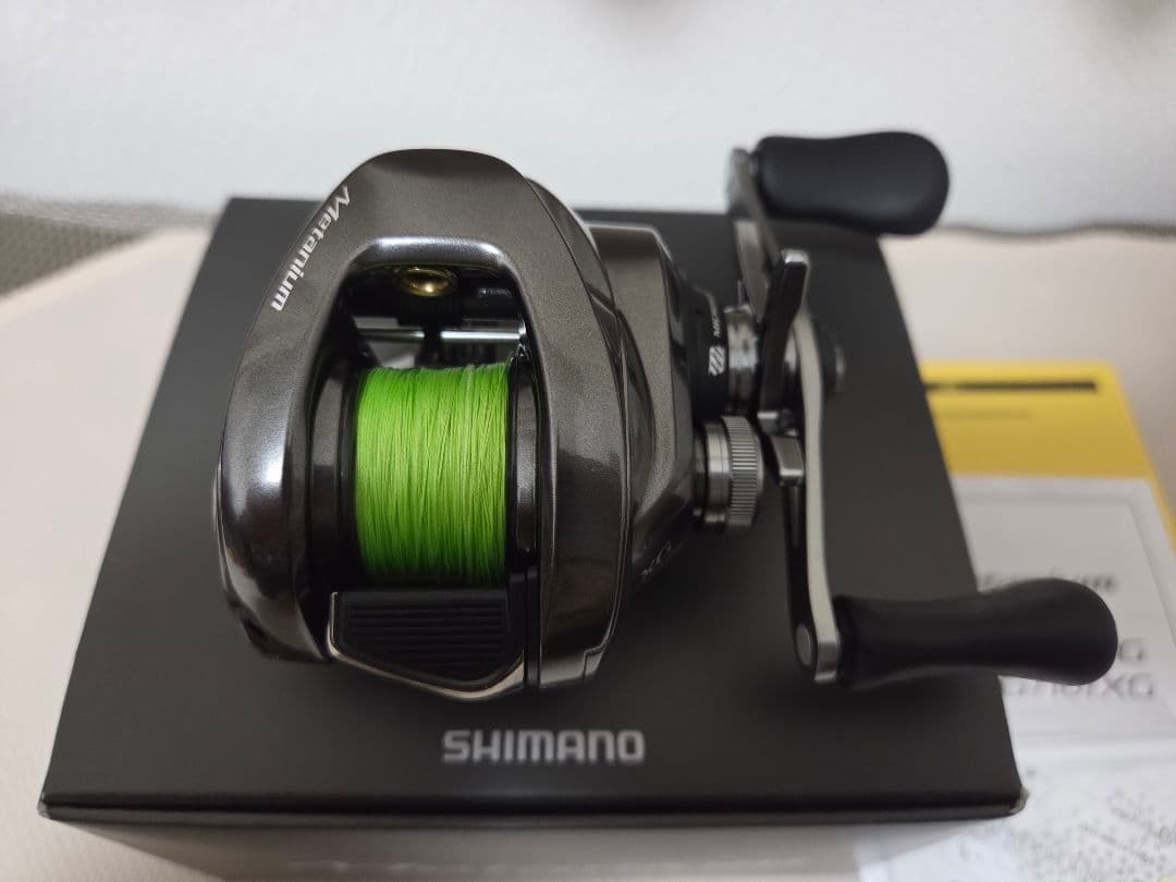 シマノ　20メタニウムXG 　新品未使用　右巻き