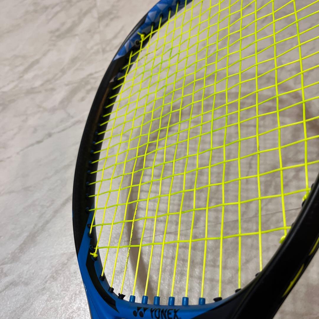 YONEX EZONE イーゾーン100 テニスラケット　2019年 モデル