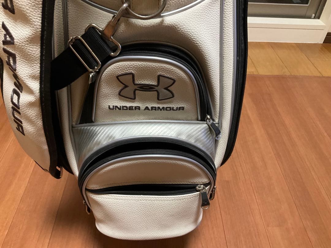 UNDER ARMOUR キャディバッグ ホワイト 9型 UAロゴ ゴルフ