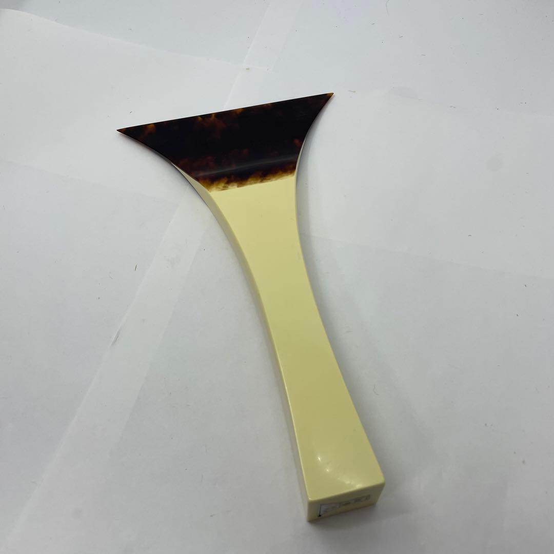 ヴィンテージ  天然素材　鼈甲　バチ　重さ約　225g　#726