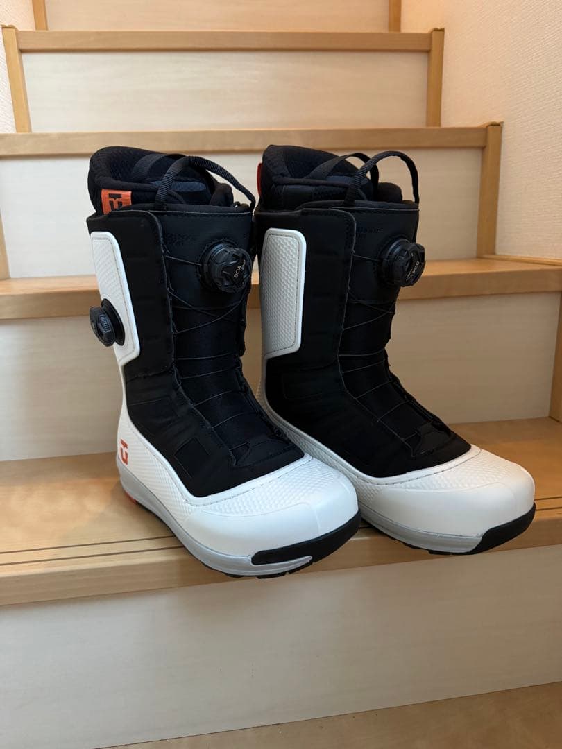 UNION 2026 【RESET PRO】WHITE/BLACK 27㎝