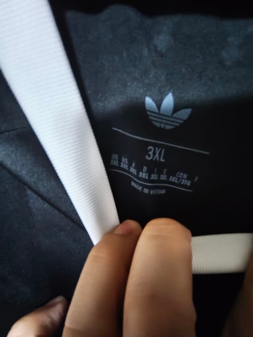 粗*品様 破格 値下げ不可adidas リバプール 3XLネーム無し ブラックシ